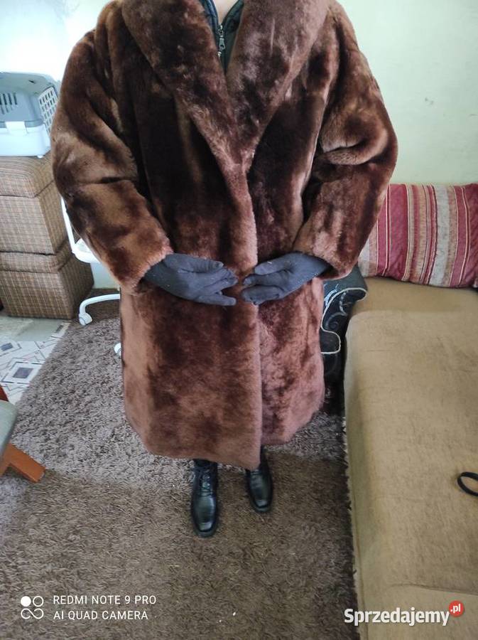 futro z niedźwiedzią LXL Lubin