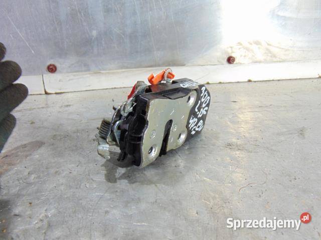 ZAMEK DRZWI LEWY TYŁ 4 PIN CHRYSLER 300C