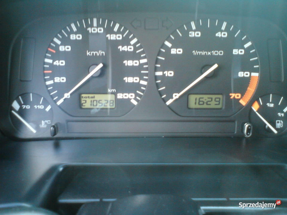 samochód VWPOLO3 Dębienko