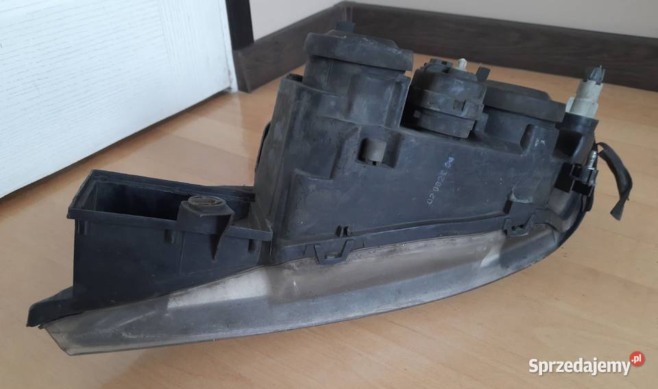 Nissan Primera P11 reflektor lampa przednia osobowe Krotoszyn