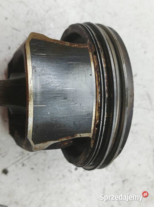 TŁOK KORBOWÓD 77L51 16 THP VTI Peugeot 5008 I sprzedam