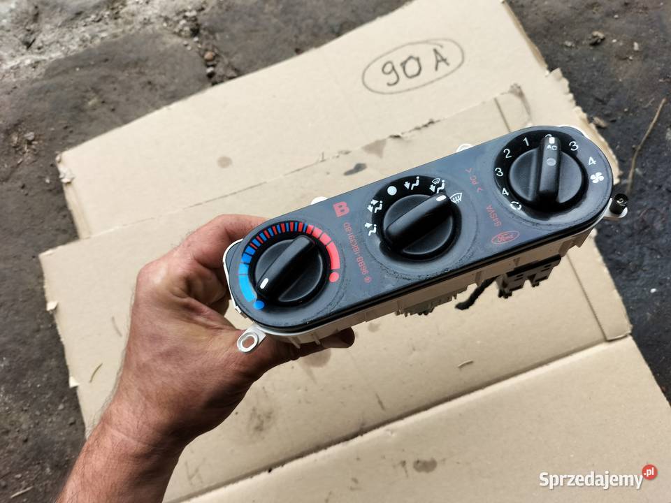 FORD MONDEO MK1 MK2 PANEL NAWIEWU Części samochodowe Kamień-Kolonia sprzedam