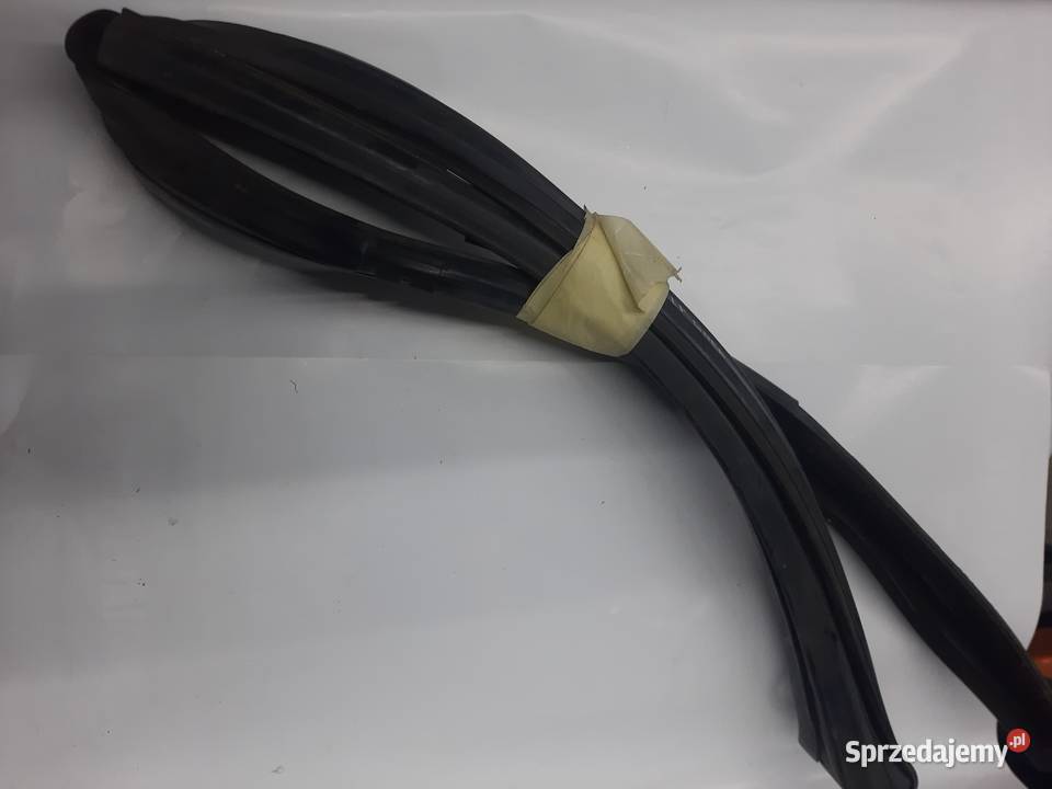 Fiat Linea uszczelka szyby z drzwi lewa przednia Ksawerów