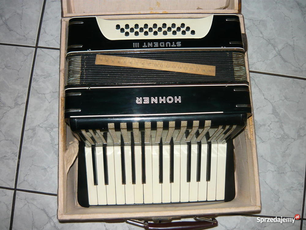 akordeon hohner student 3 kujawsko-pomorskie Radziejów sprzedam