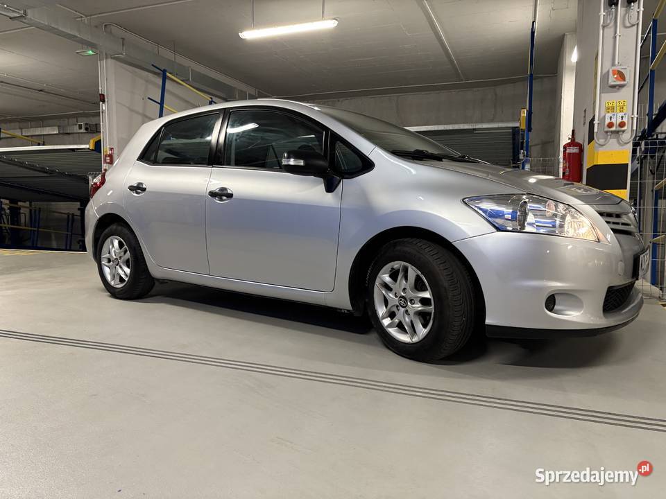 Toyota Auris 2010 133 vvti LPG 1330cm3 Auris Toyota mazowieckie