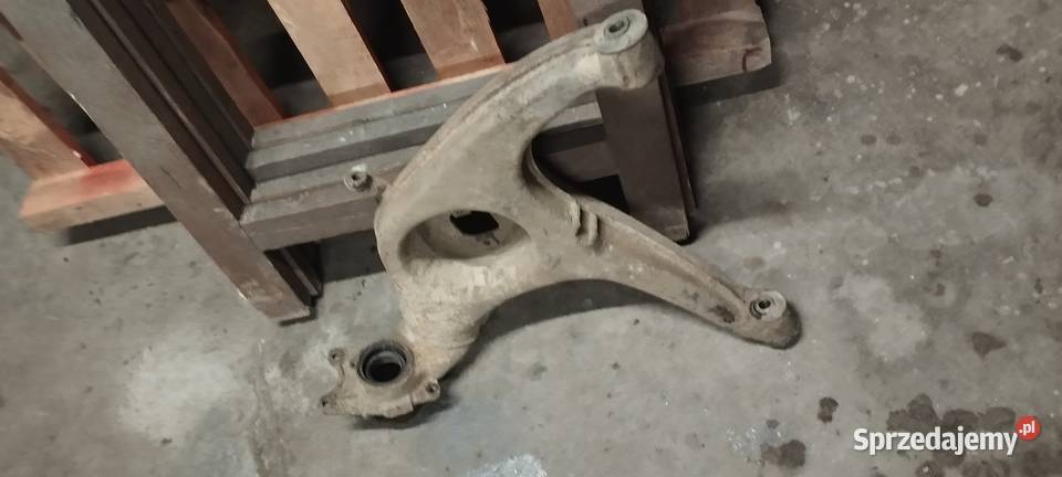 Prawy wahacz Mercedes w 123 Tarnów