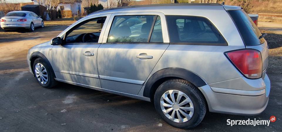 Opel Astra H nieuszkodzony Starachowice