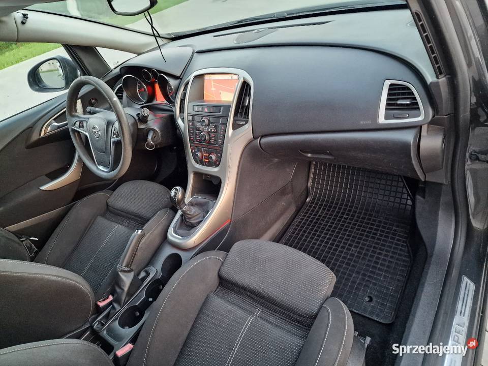Opel Astra J Cosmo 16 Benz 115 Navi Klimatyzacja 115KM Ryglice