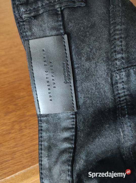 spodnie przecierane Stradivarius jeansy skinny Inny wzór Kielce sprzedam