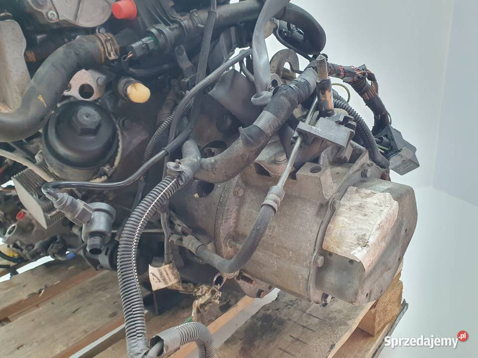 SILNIK Citroen C3 C4 C5 Berlingo II 16 HDI 109 Rudka