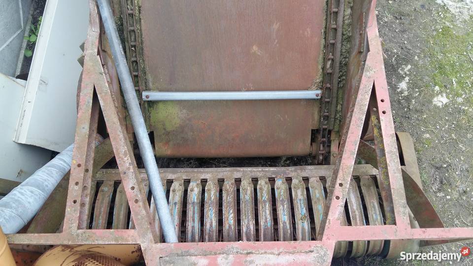 Zbieracz podajnik do liści buraków siana nieuszkodzony Czerwona