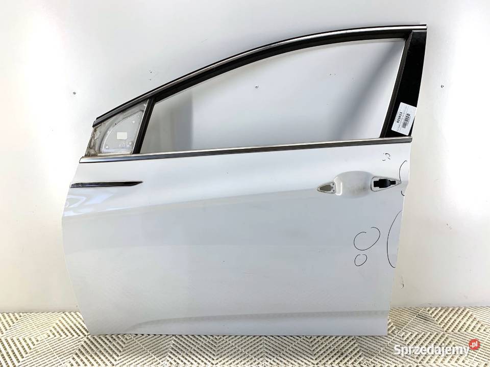 DRZWI LEWY PRZÓD HYUNDAI i40 Hatchback CREAMY
