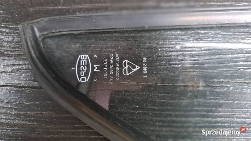 Fiat 125p szyby trójkątne drzwi wielkopolskie Leszno