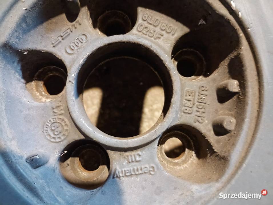 Felgi 5x100 audi A3 z oponami zimowymi 19565 R Koła
