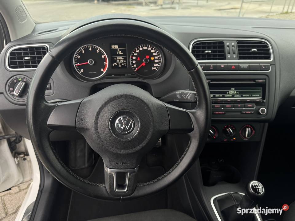 Volkswagen Polo 2012 12 mpi benzyna Hatchback wielkopolskie