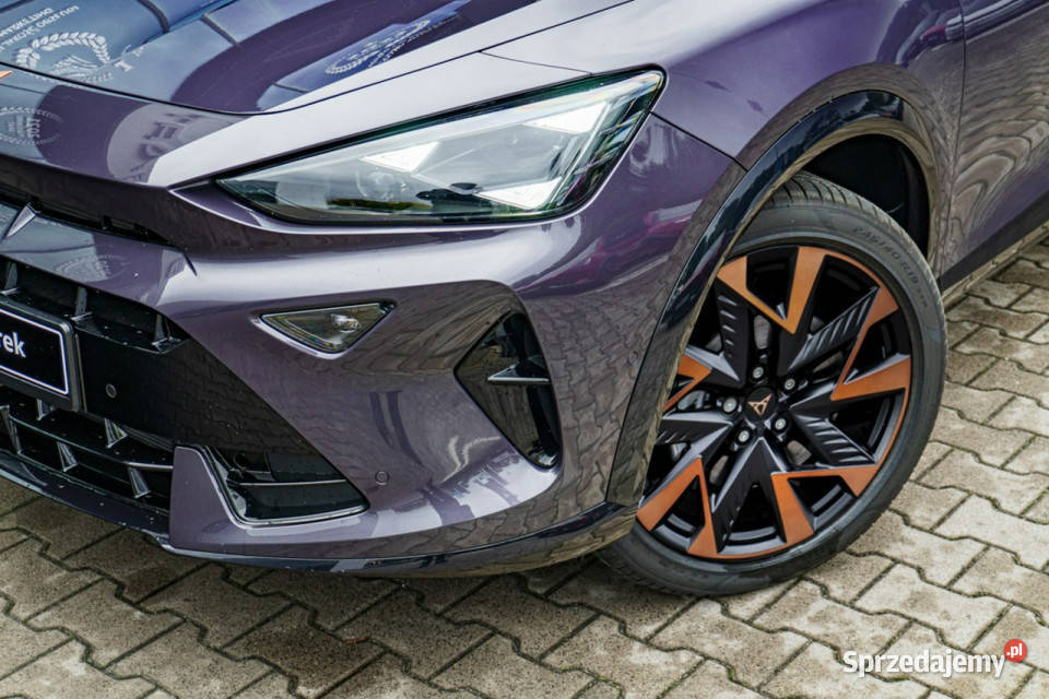 Cupra Formentor 15 eTSI 150 DSG Dostępny ręki isofix Motoryzacja Łódź