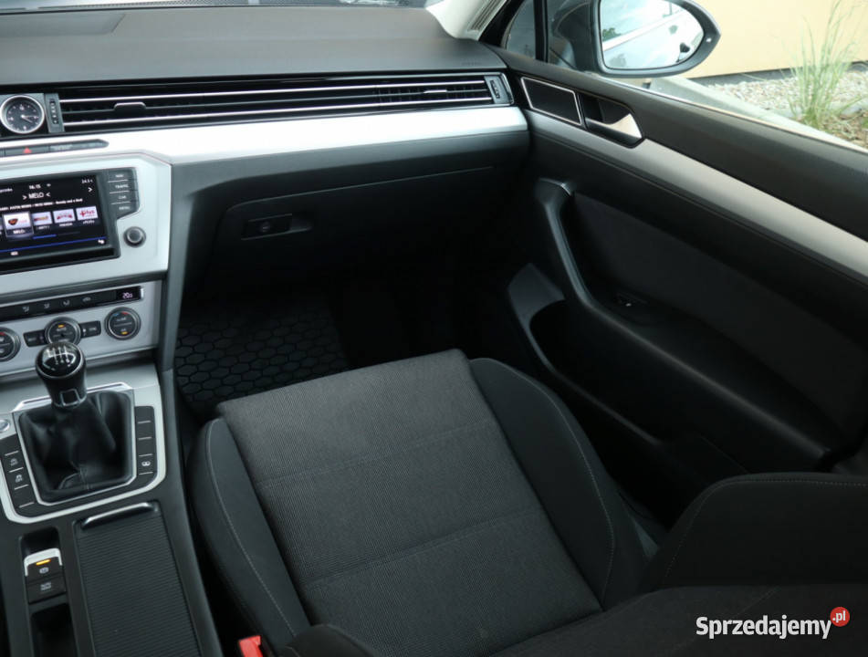 VW Passat 18 TSI Łódź