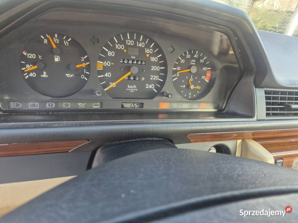 MercedesBenz W124 300ce 90 r KLASYK nowe opony i Łódź