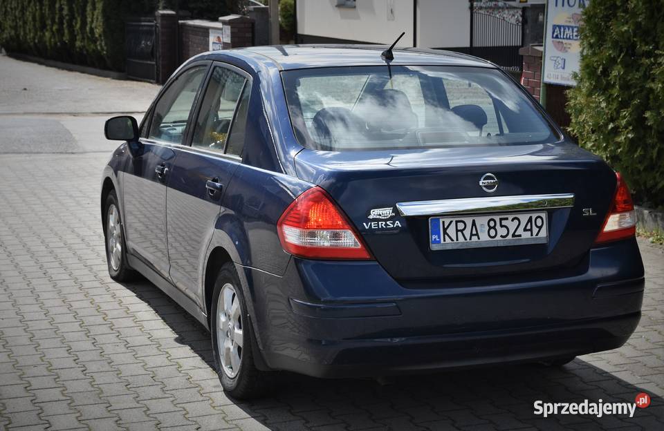 NISSAN VERSA 45 mil Truskolasy