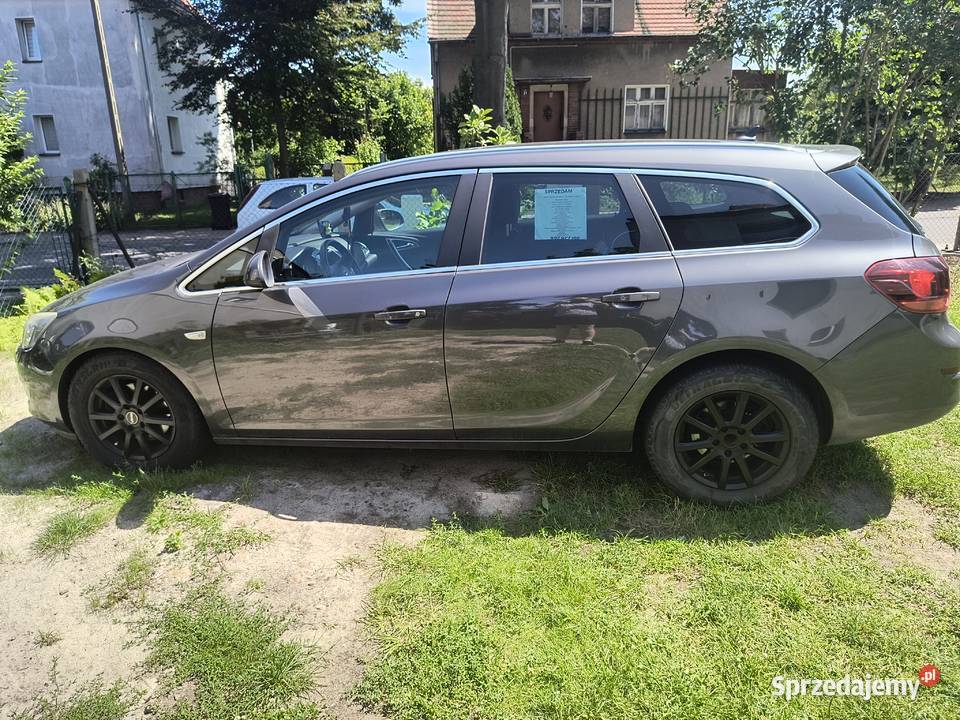 Opel Astra Sports Tourer PJ SW wersja sportowa Wołów