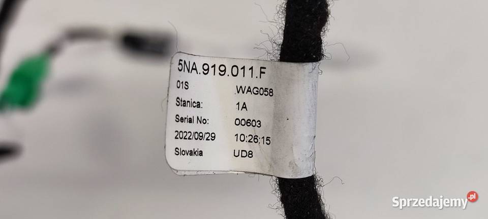 VW TIGUAN II OŚWIETLENIE BOCZKA DRZWI LEWY PRZÓD