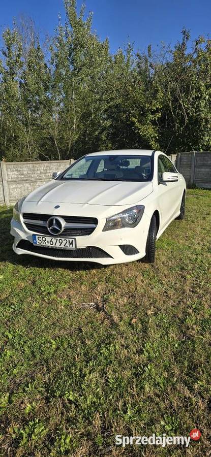 Mercedes cla biały perła CLA