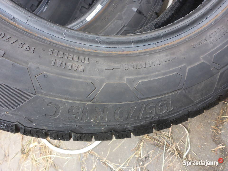 19570R15C opony wzmacniane ZIMOWE continental VW mazowieckie Radom sprzedam