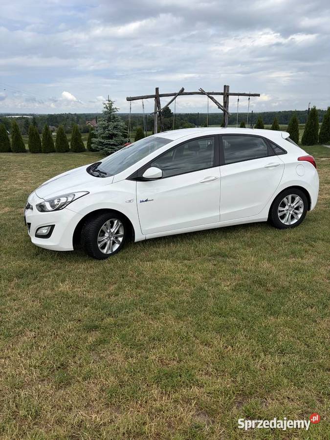 Hyundai i 30 16 Crdi 2013 r Strzyżewice