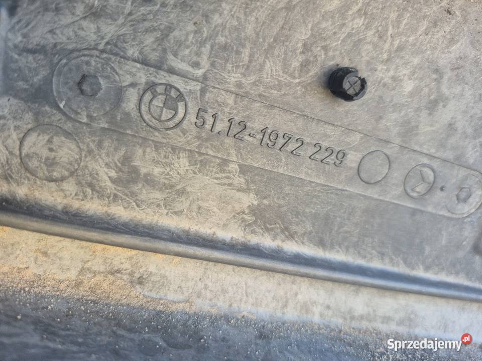 BMW E30 zderzak tył Podozierany