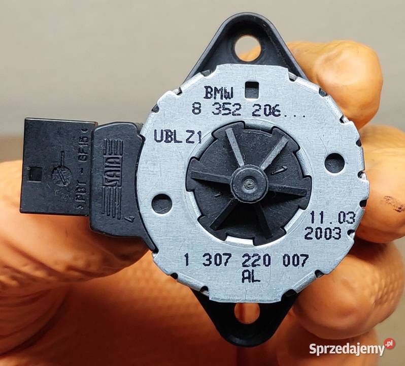 SILNICZEK REGULACJI LAMPY XENON BMW E60 ALFA 147 Mielęcin sprzedam