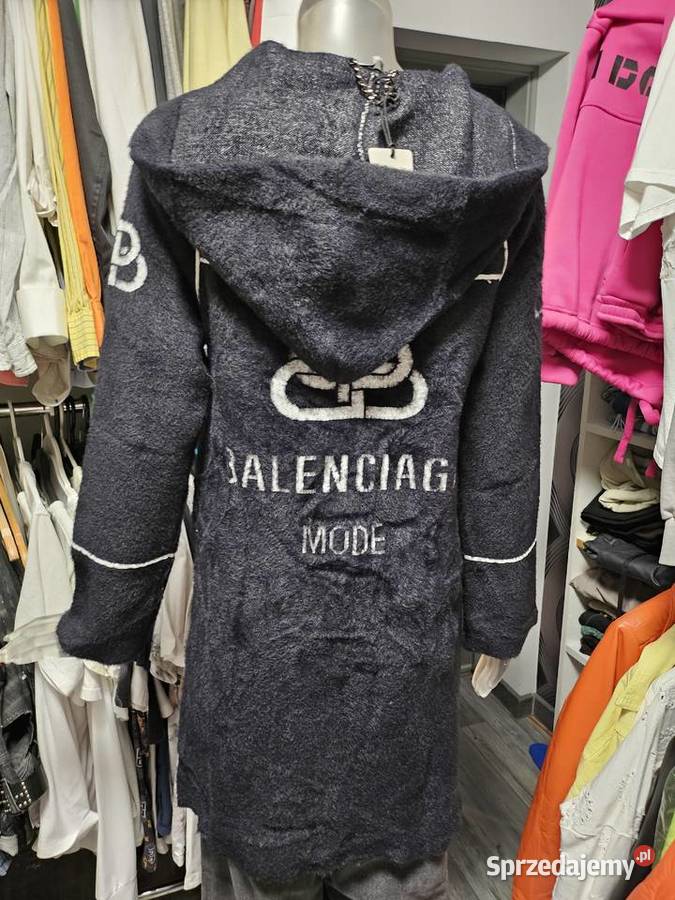 Alpaka Balenciaga Mucharz