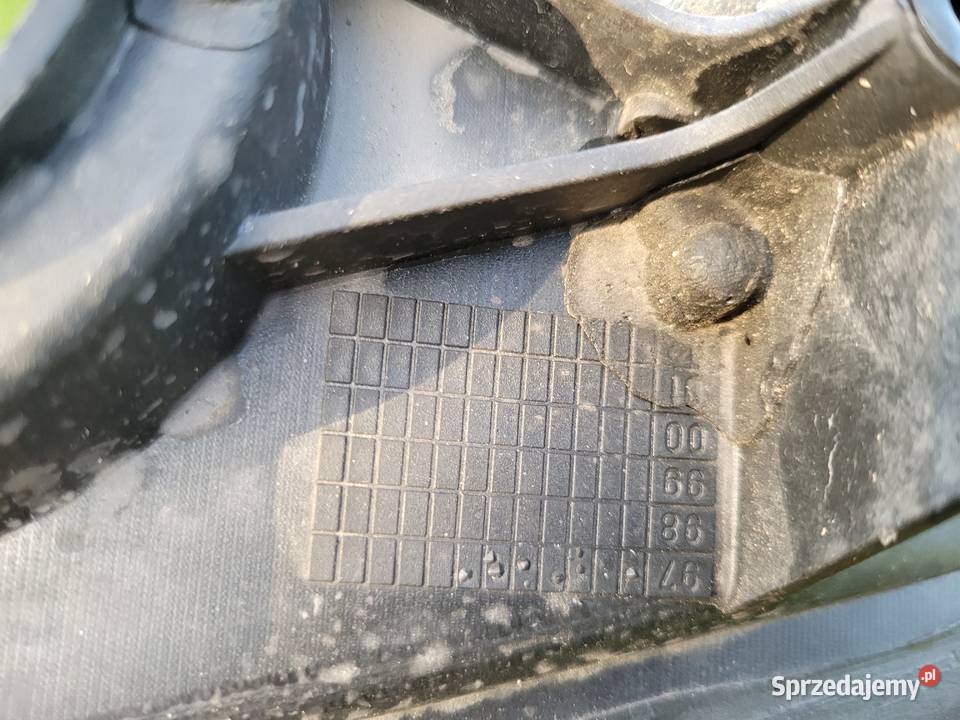 YAMAHA AEROX MBK NITRO ogon zadupek tyl