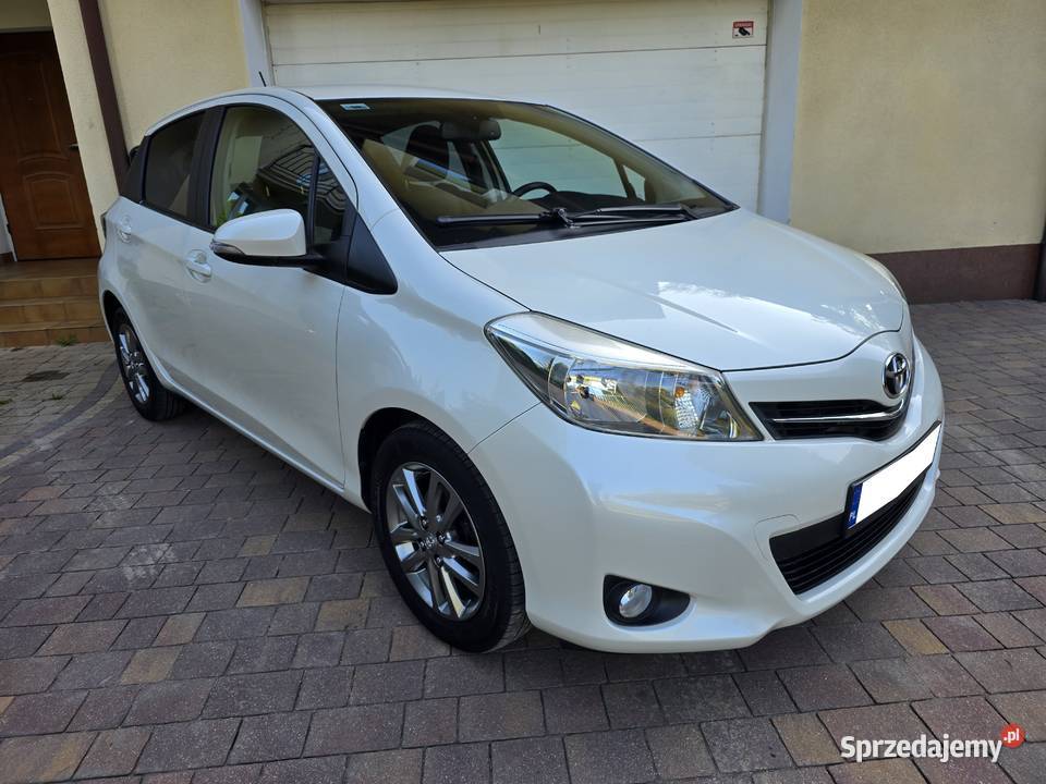 Toyota Yaris 10 VVTi 69 bezwypadkowy serwisowany Karczew