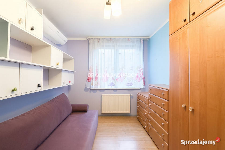 sprzedaży mieszkania 4025m2 2pokojowe Kraków miejsce parkingowe sprzedam