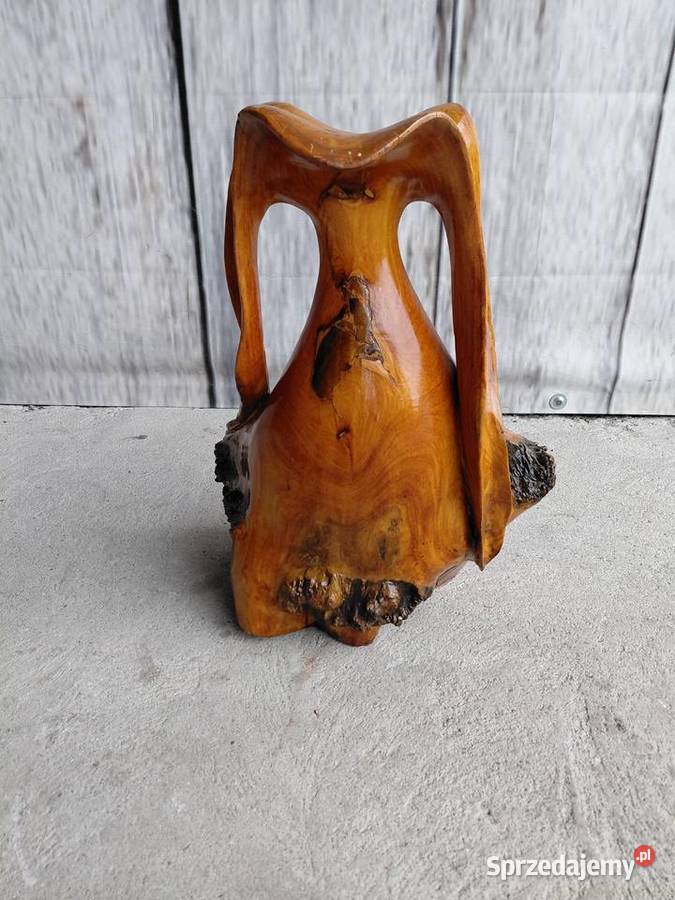 wazon drewniany wykonany z pnia 273
