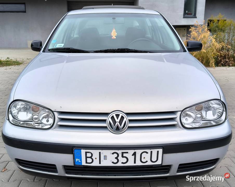 Volkswagen Golf IV 14 75 3D Na Oponach Zimowych Zarejestrowany w Polsce Golf