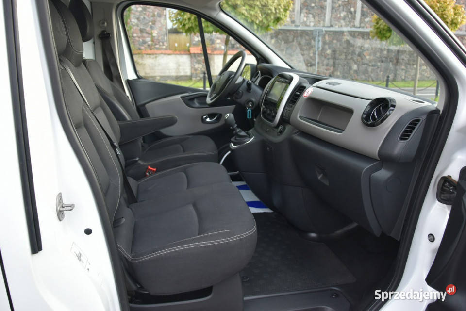 Renault Trafic 16dCi 121 2018r Klima TEMPOMAT Kampinos