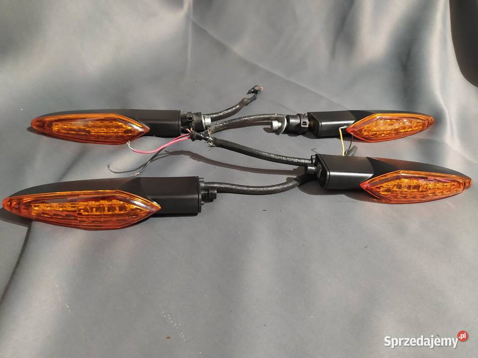 INDIAN FTR BOCZNE MOCOWANIE UCHWYT TABLICY Elementy nadwozia