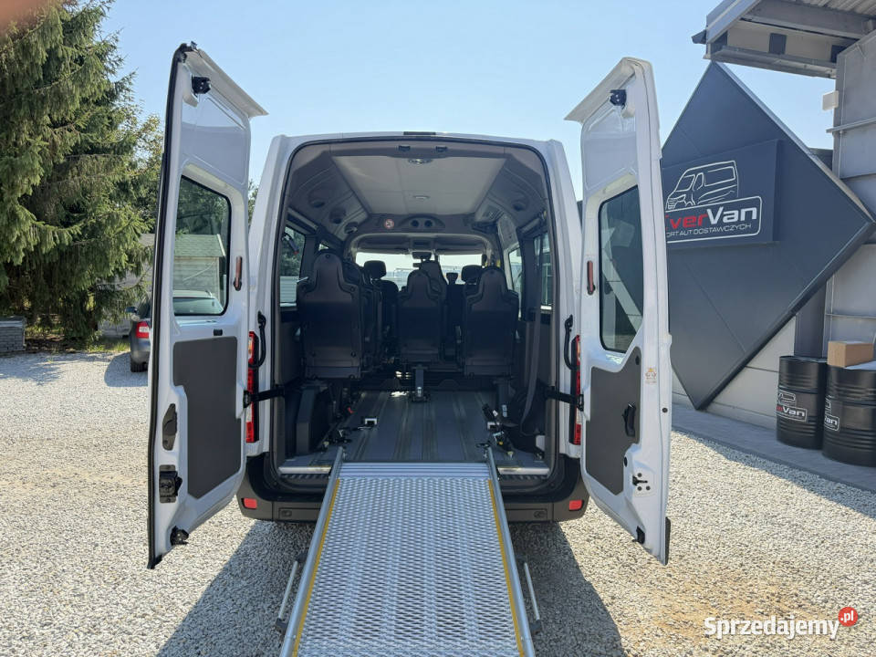 Renault Master 9osobowy średniak L2H2 inwalida Warszawa