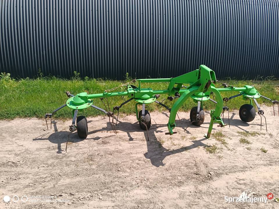 Przewracarka Deutz Fahr KH 244 Zgrabiarki i przetrząsacze Gułów