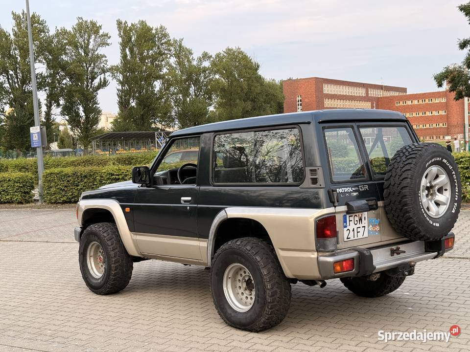 NISSAN PATROL Y60 1994 krótki seria ładny Rok produkcji 1994 Kołobrzeg