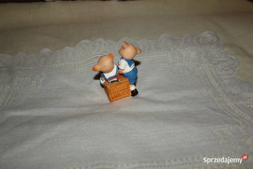 Figurka dwie świnki ceramika Chorzów