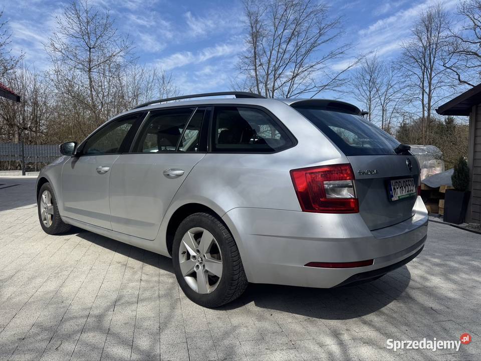 Skoda octavia 2017 polift 16 TDI manual zmieniarka CD Radziechowy