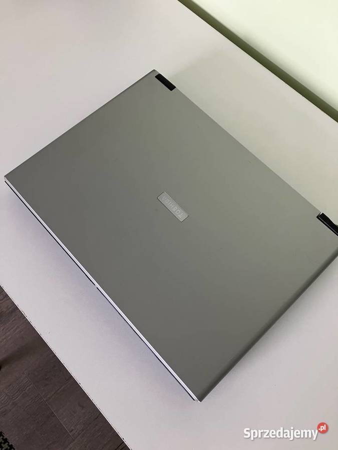 Stary ale jary Laptop Toshiba Satellite L30 10W Nisko