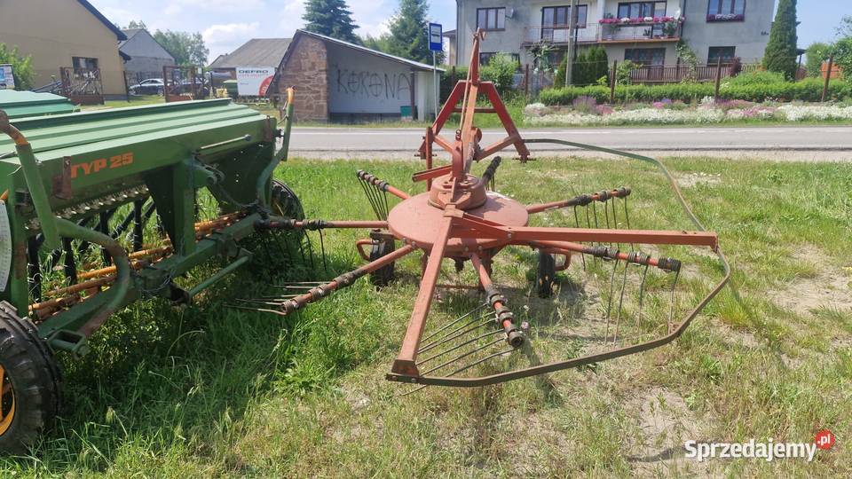 Przetrzasarka Karuzelowa DEUTZ FAHR KH 264 świętokrzyskie Rembów