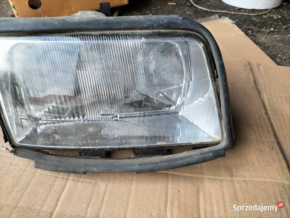 LAMPA PRZÓD PRZEDNIA PRAWA REFLEKTOR PRAWY AUDI Kamień-Kolonia sprzedam
