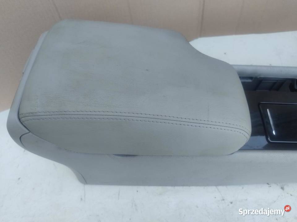 TUNEL ŚRODKOWY INFINITI EX30D