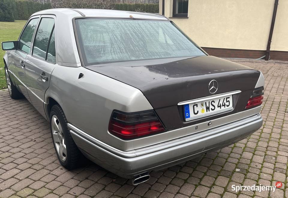 Mercedes W124 Sedan na części osobowe Samochody na części Kłomnice