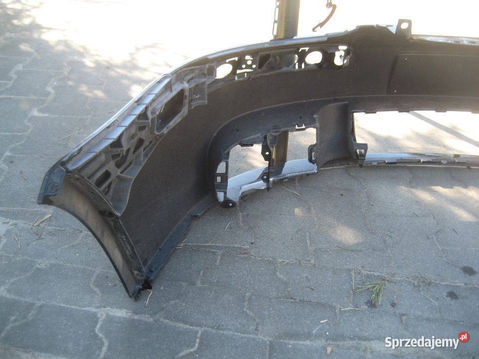 vw golf v 5 zderzak przedni czarny