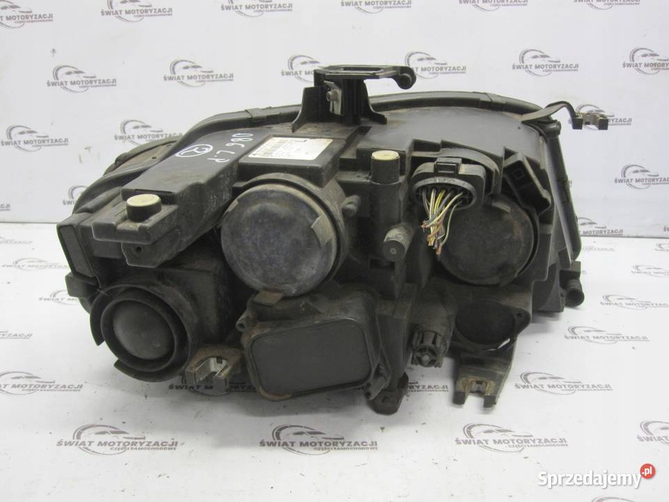 AUDI A4 B8 IV 08r lampa lewa przód 1307022854
